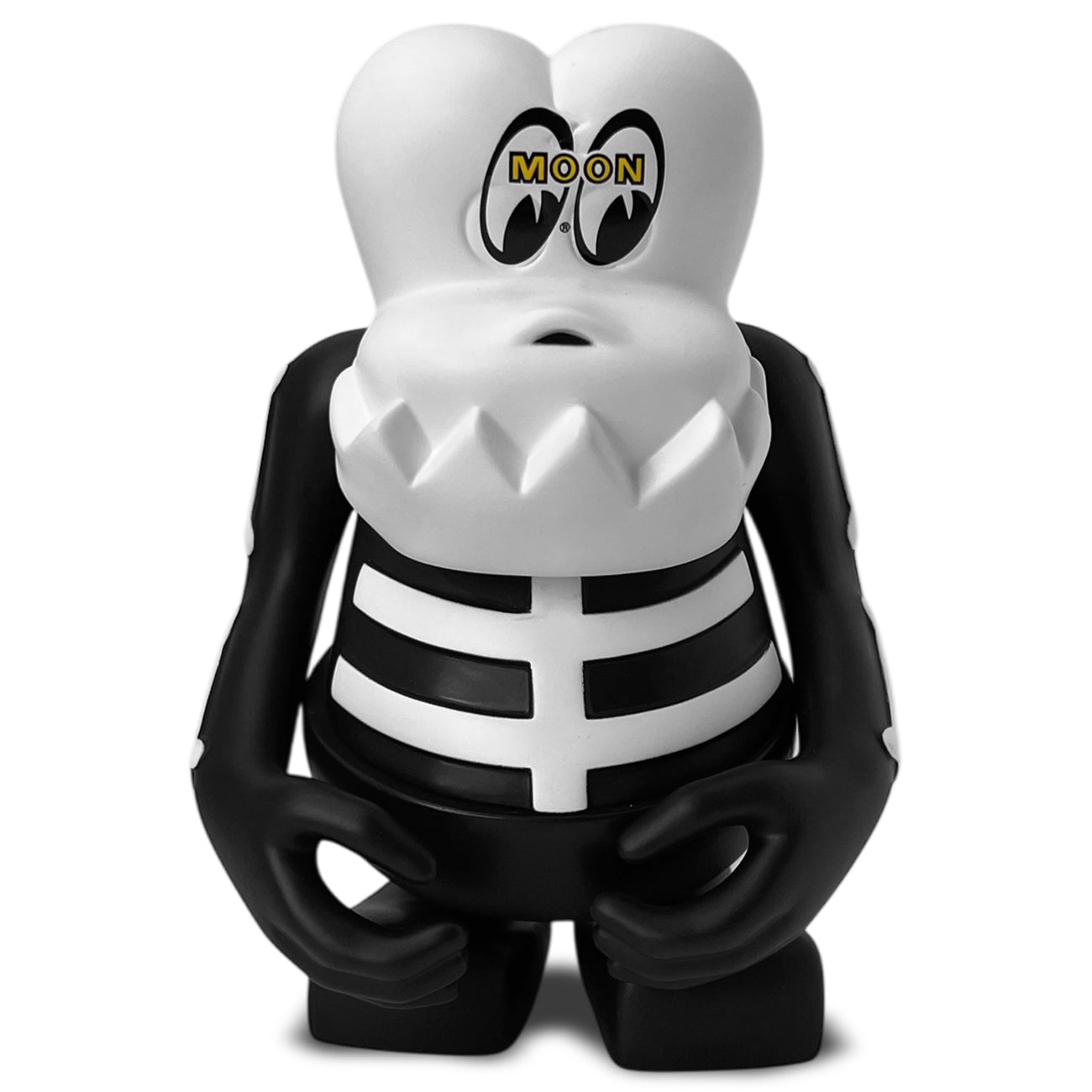 BOUNTY HUNTER x MOONEYES SKULL-KUN 限定 BxH / MOONEYES SKULL-KUN 【BxH LIMITED COLOR ver. BLACK/WHITE